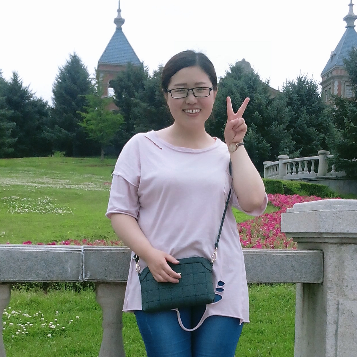 數學教師 董麗鑫
